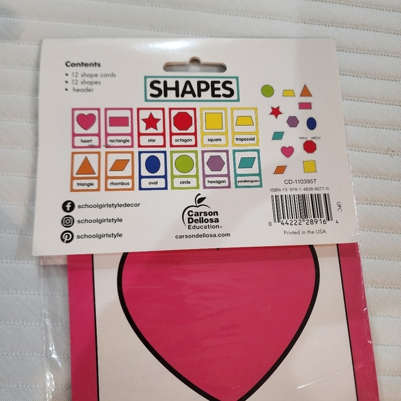 Schoolgirl style 25 piece shape cards for classroom NWT - Picture 4 of 8